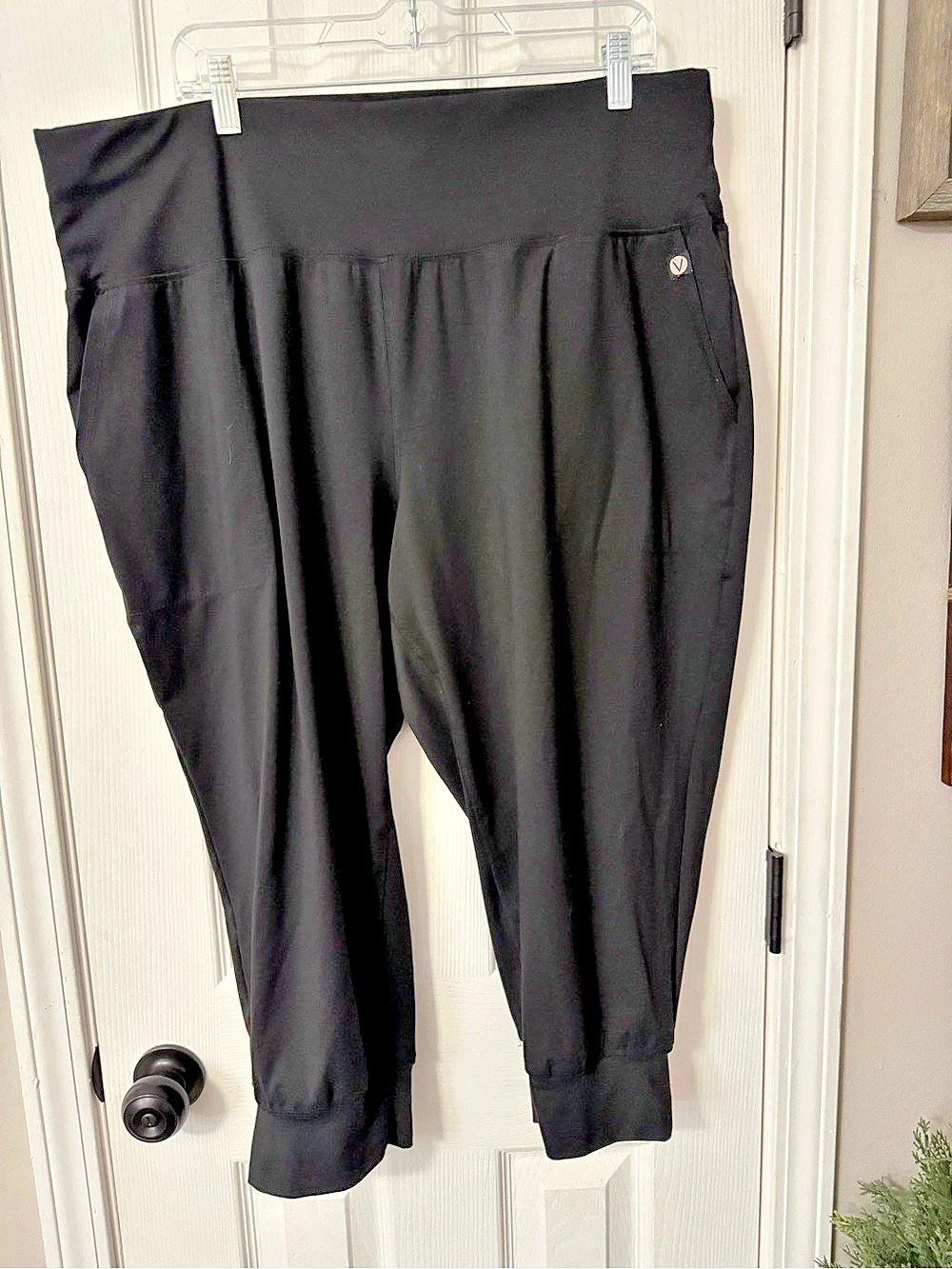 LIVI Lane Bryant active jogger pants Black Jogger Pants Size 18/20 Excellent Use